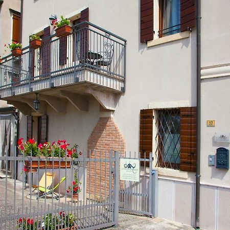 La Finestra Sul Castello Hotel Soave  Luaran gambar