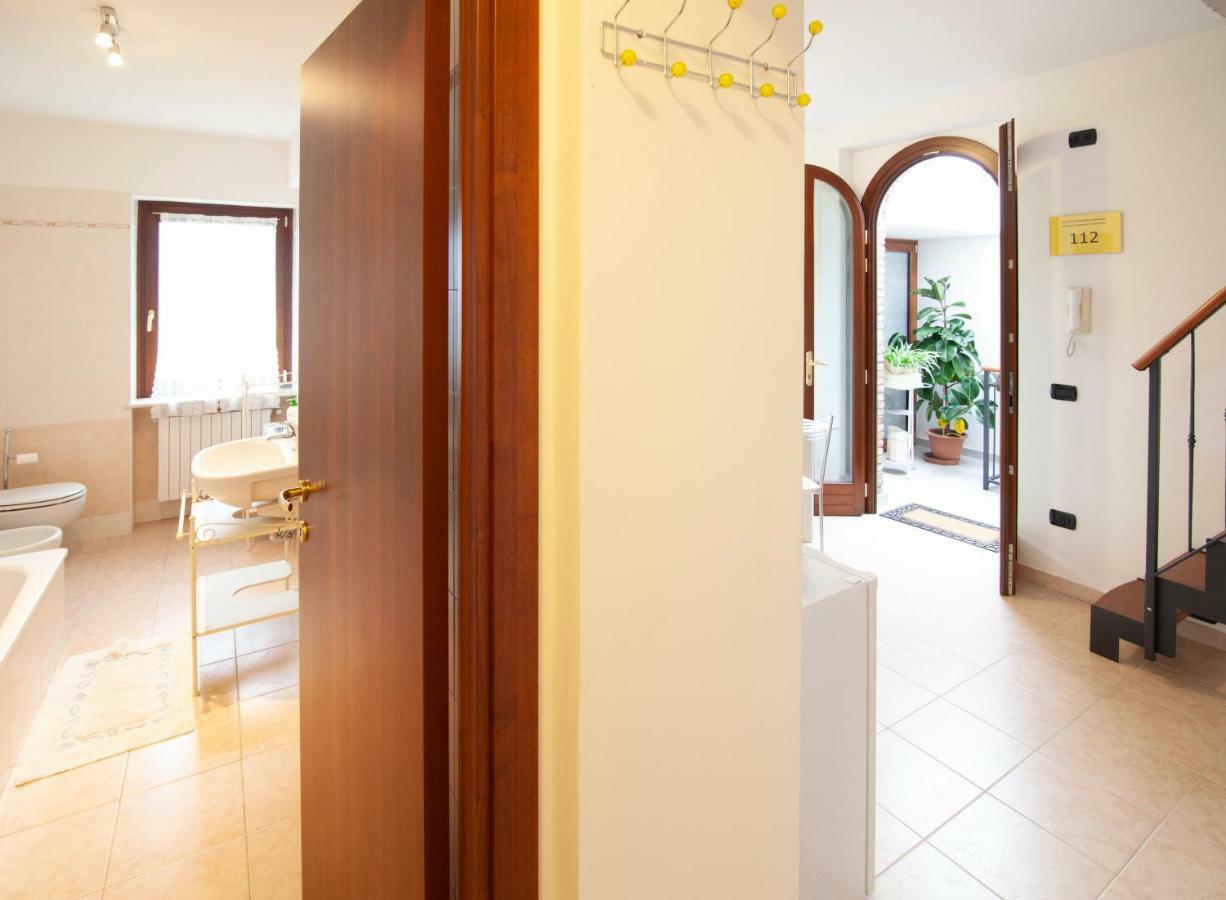 La Finestra Sul Castello Hotel Soave  Luaran gambar